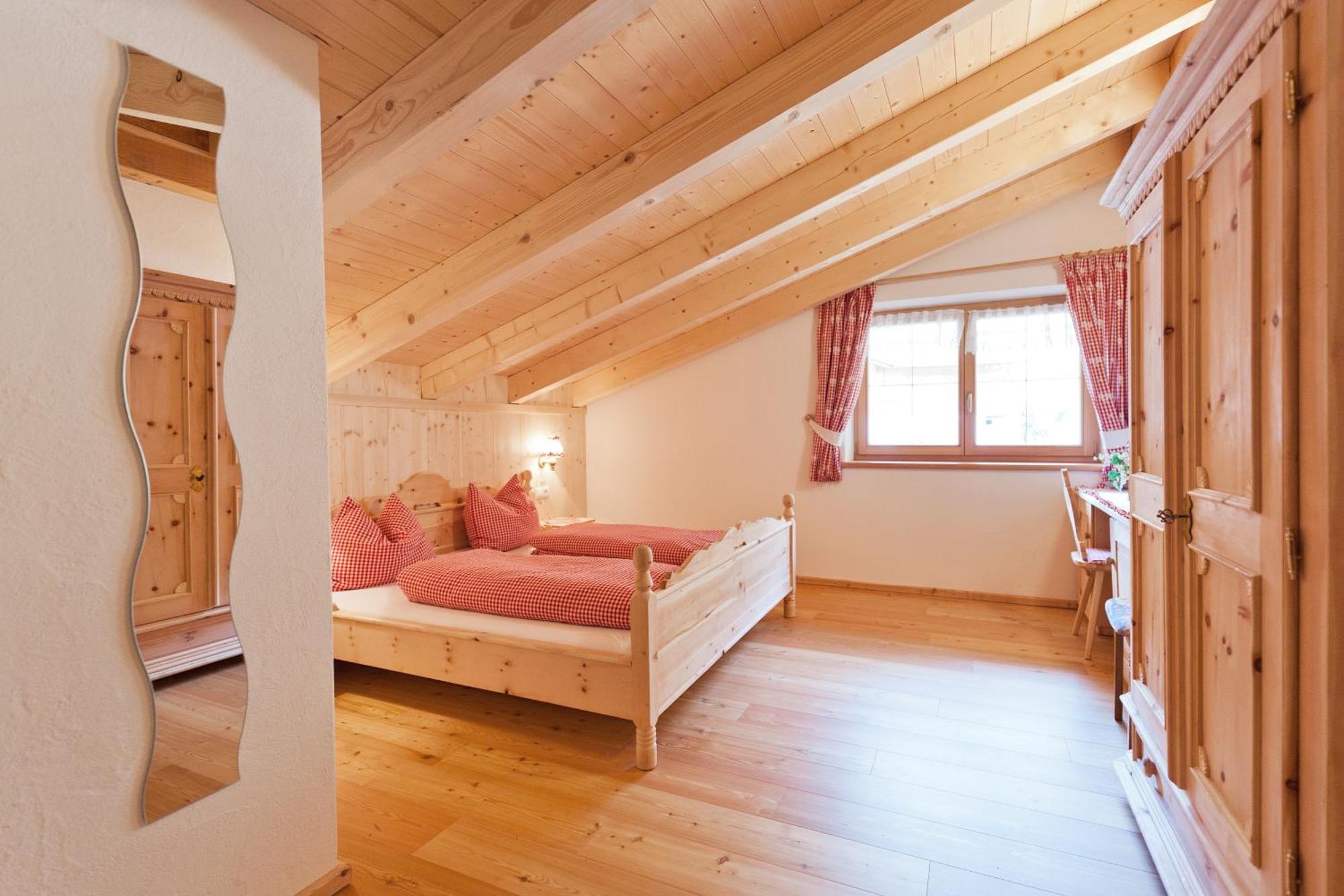 Oberschoellberghof Lutago Room photo